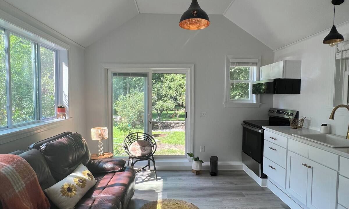Photo of Livingroom in Belchertown