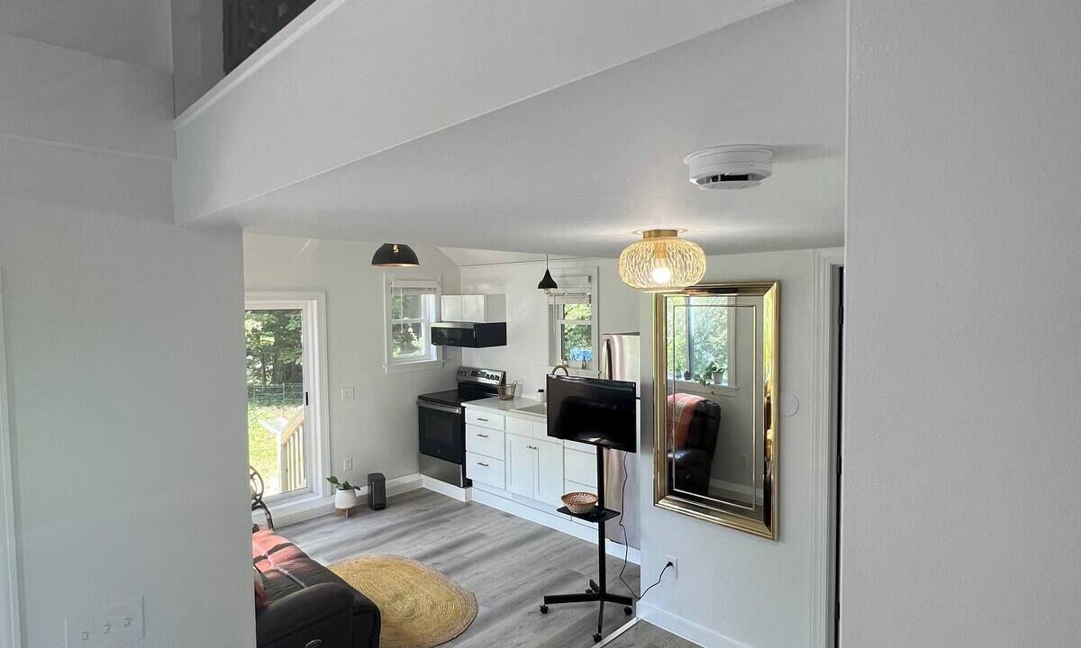 Photo of Livingroom in Belchertown