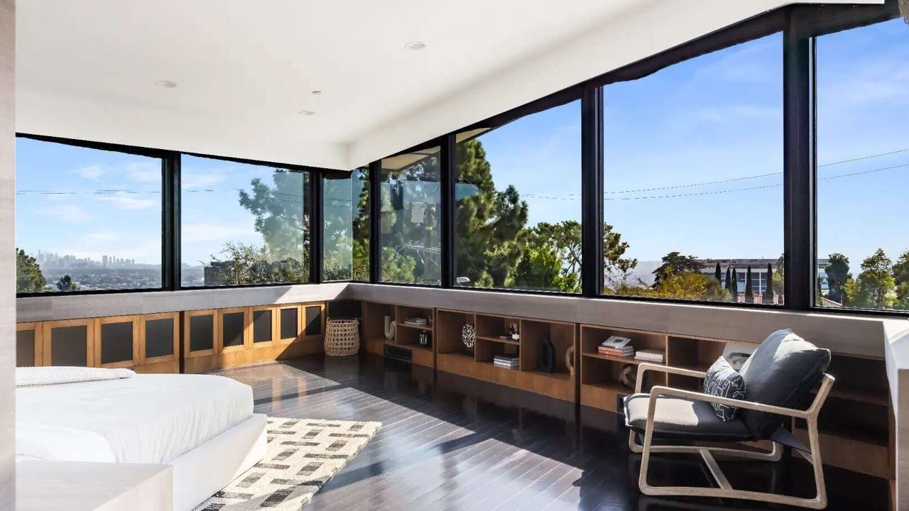 Photo of Bedroom in Hollywood Hills West