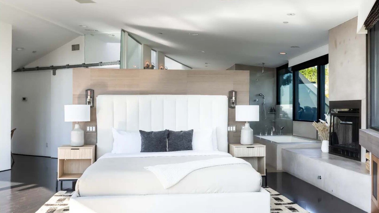 Photo of Bedroom in Hollywood Hills West