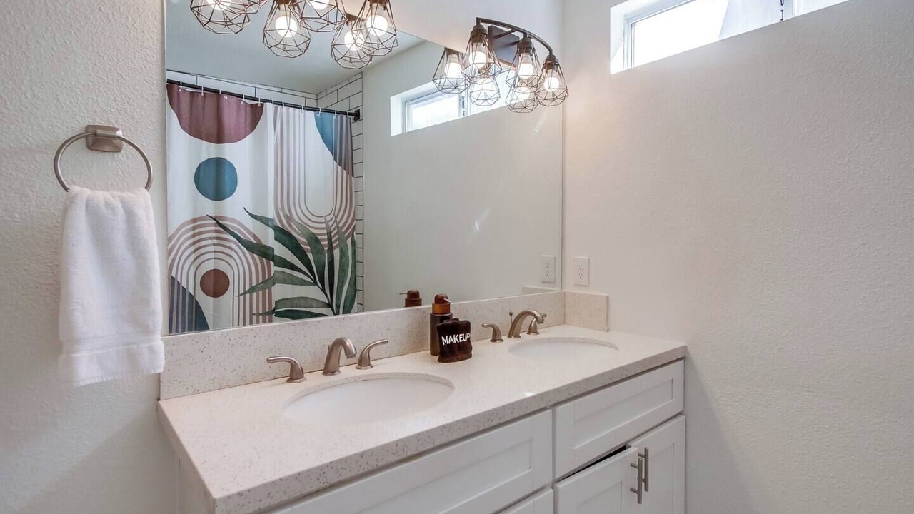 Photo of Bathroom in University Heights