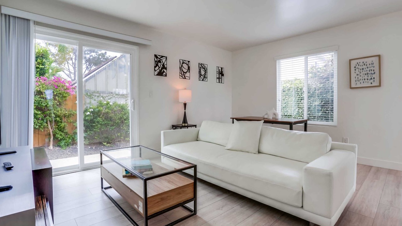 Photo of Bedroom in Village of La Jolla