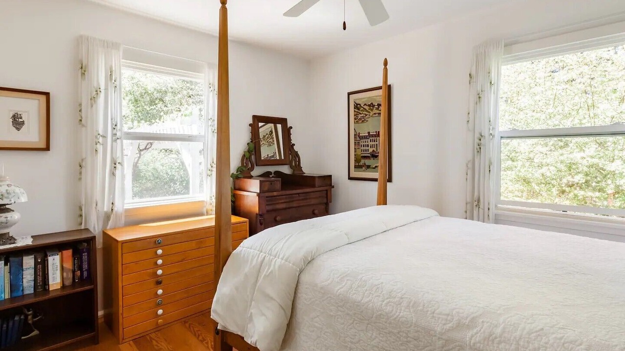 Photo of Bedroom in Graton