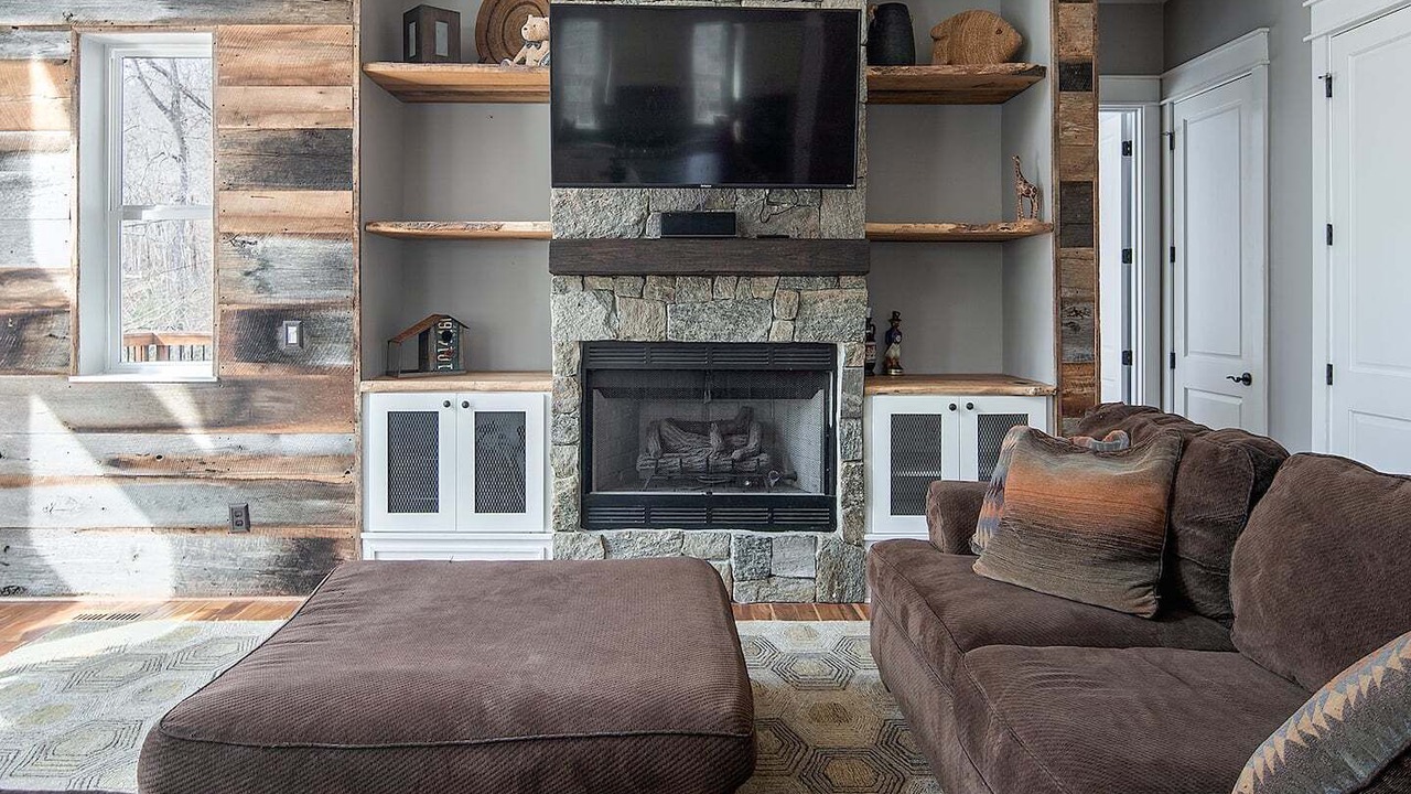 Photo of Livingroom in Mountainbrook