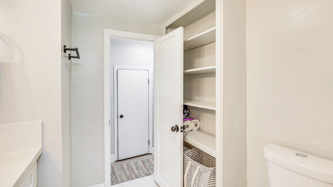 Photo of Bathroom in Oak Park
