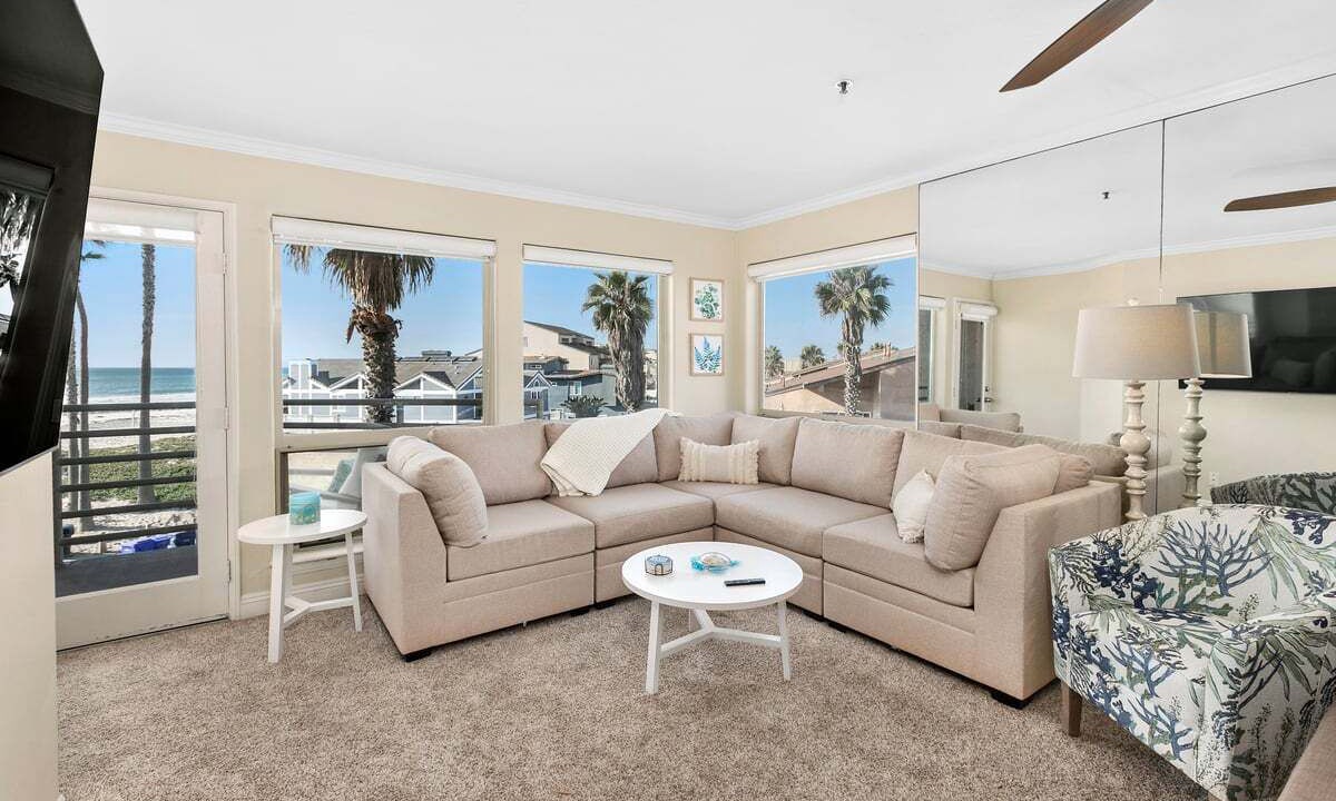 Photo of Livingroom in Imperial Beach