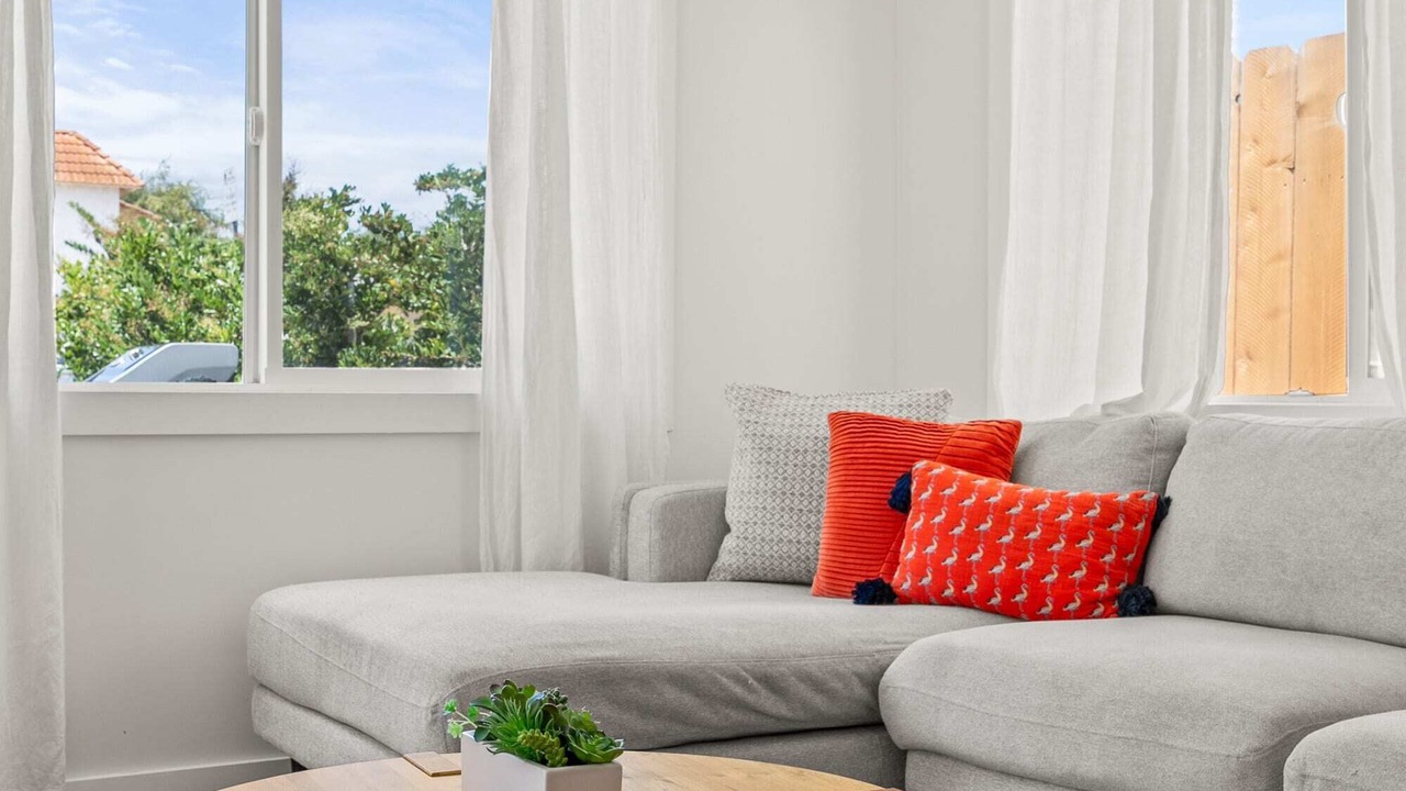 Photo of Livingroom in Crown Point