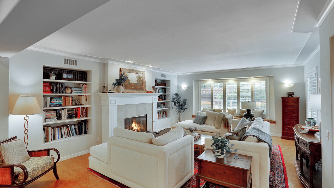Photo of Livingroom in Beach Barber Tract