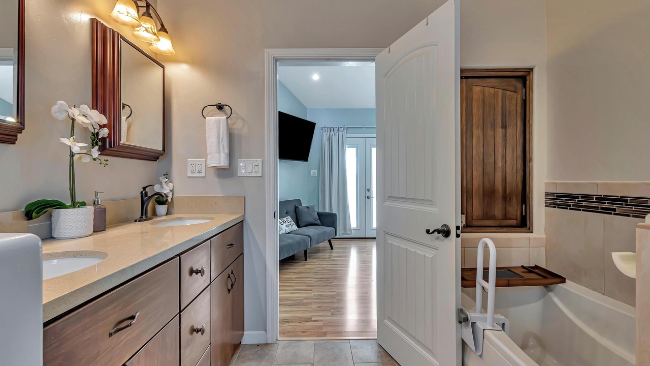 Photo of Bathroom in Encanto