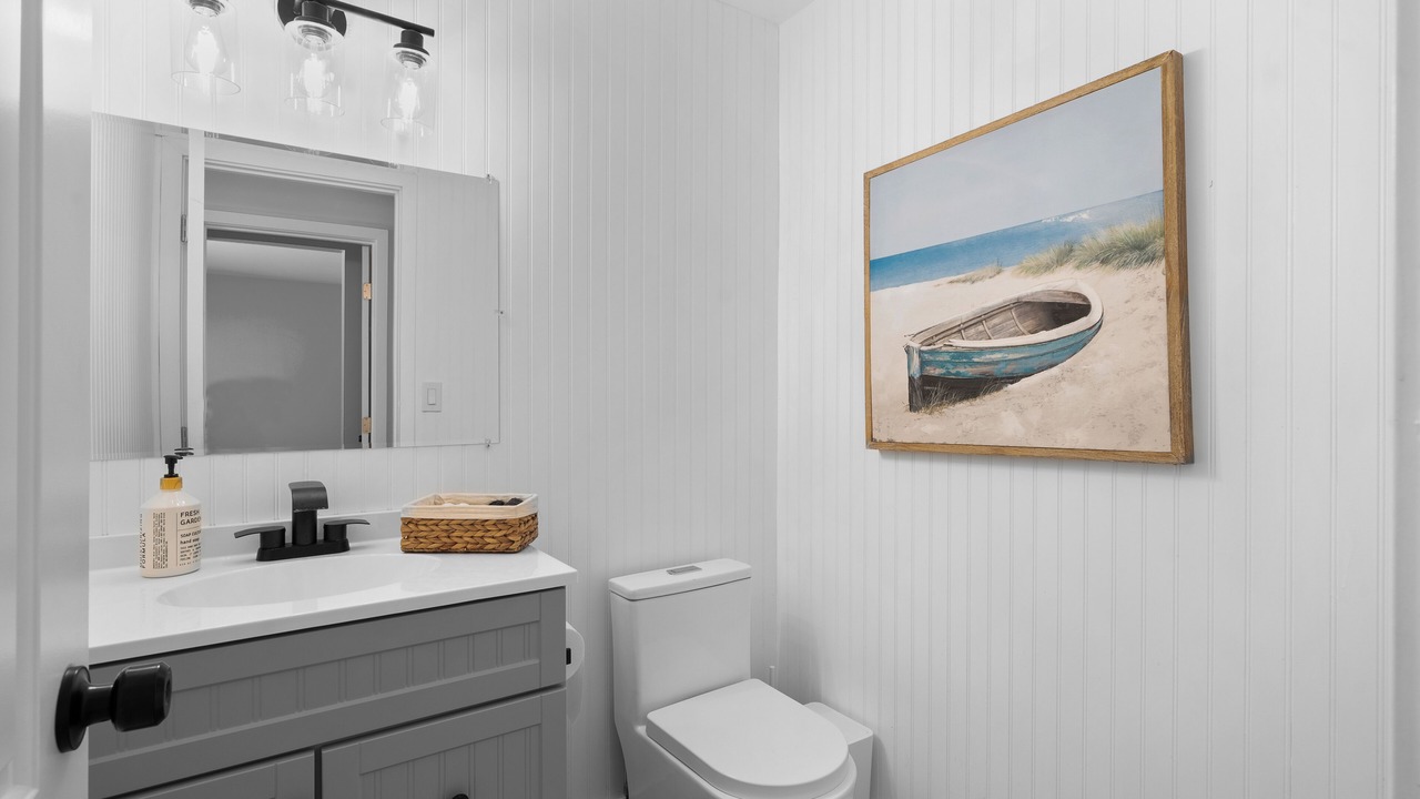 Photo of Bathroom in Tierrasanta