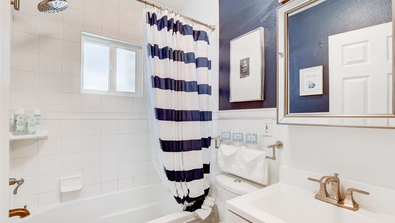 Photo of Bathroom in Ocean Beach