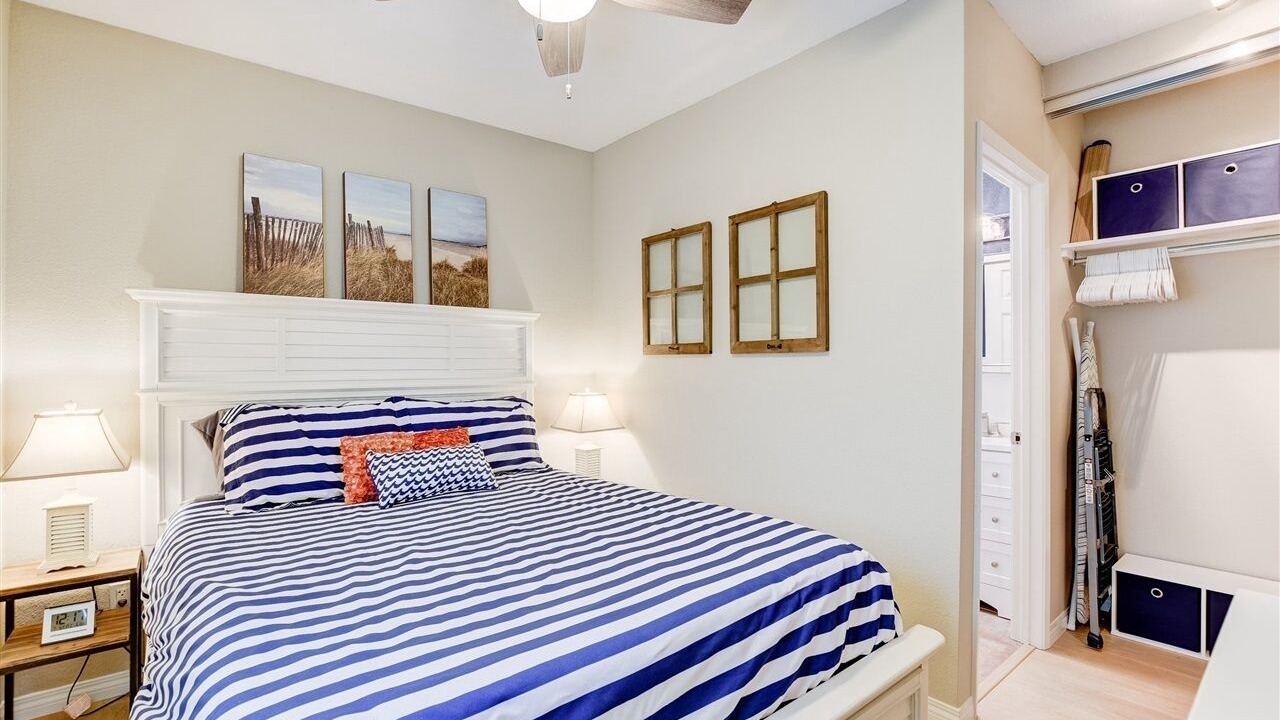 Photo of Bedroom in Ocean Beach