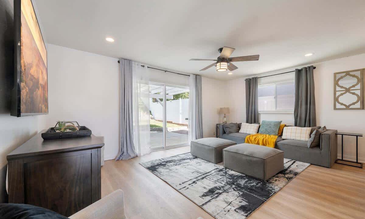 Photo of Livingroom in Canyon Country