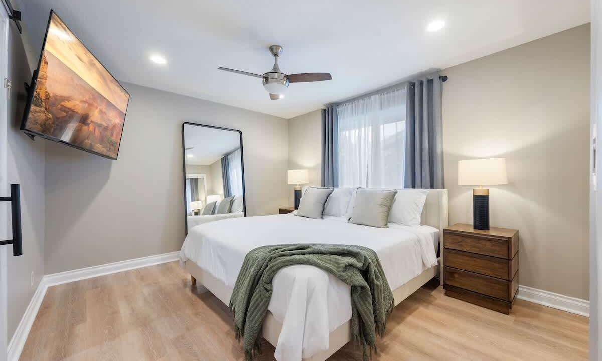 Photo of Bedroom in Canyon Country