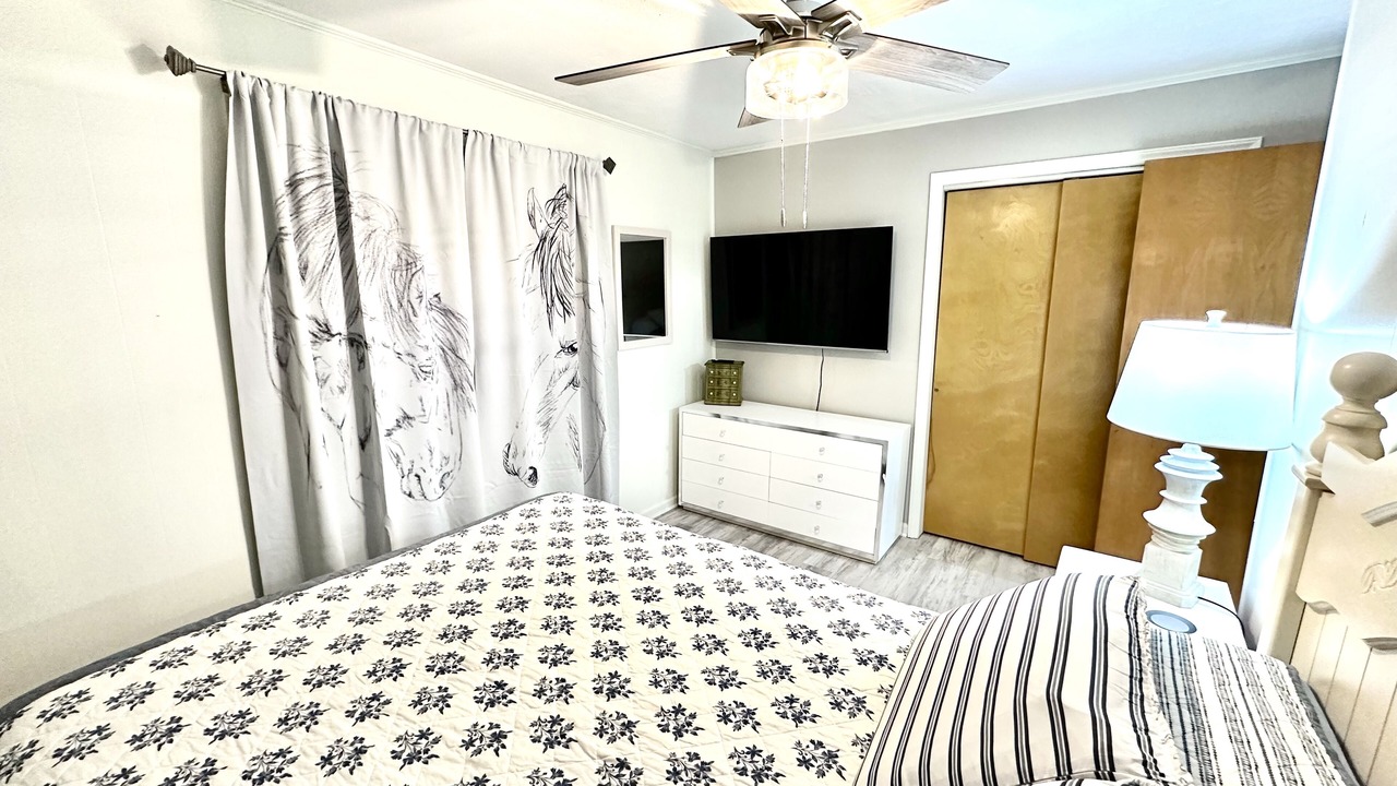 Photo of Bedroom in Troy