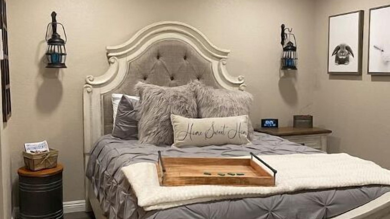 Photo of Bedroom in Lakeside