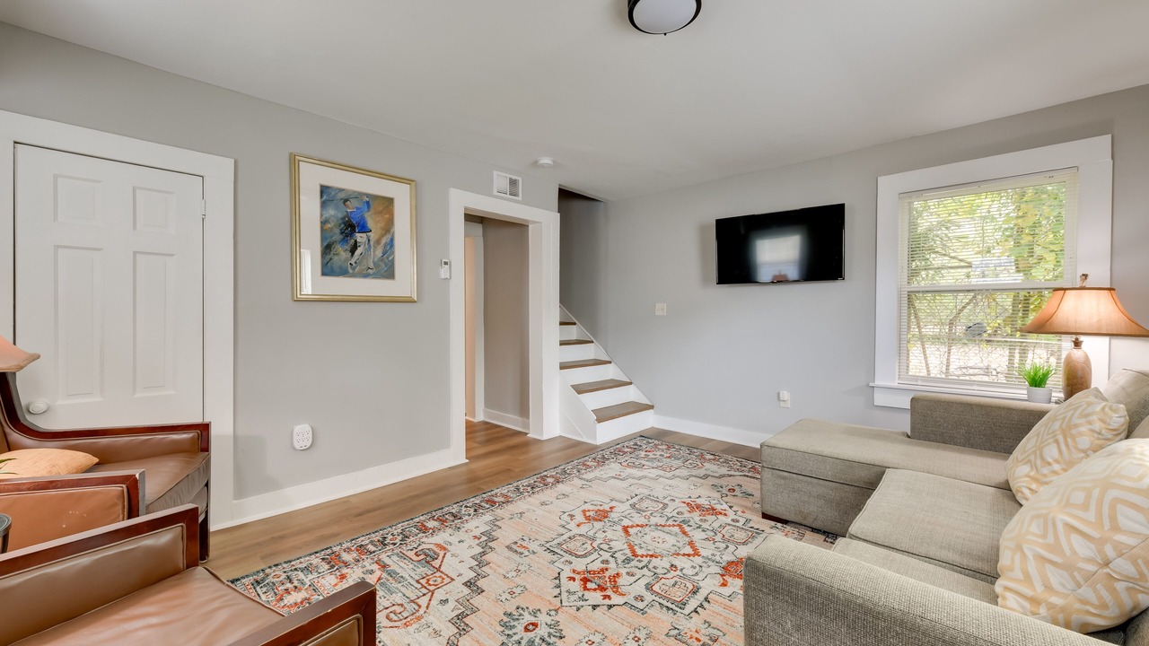 Photo of Livingroom in Optimist Park