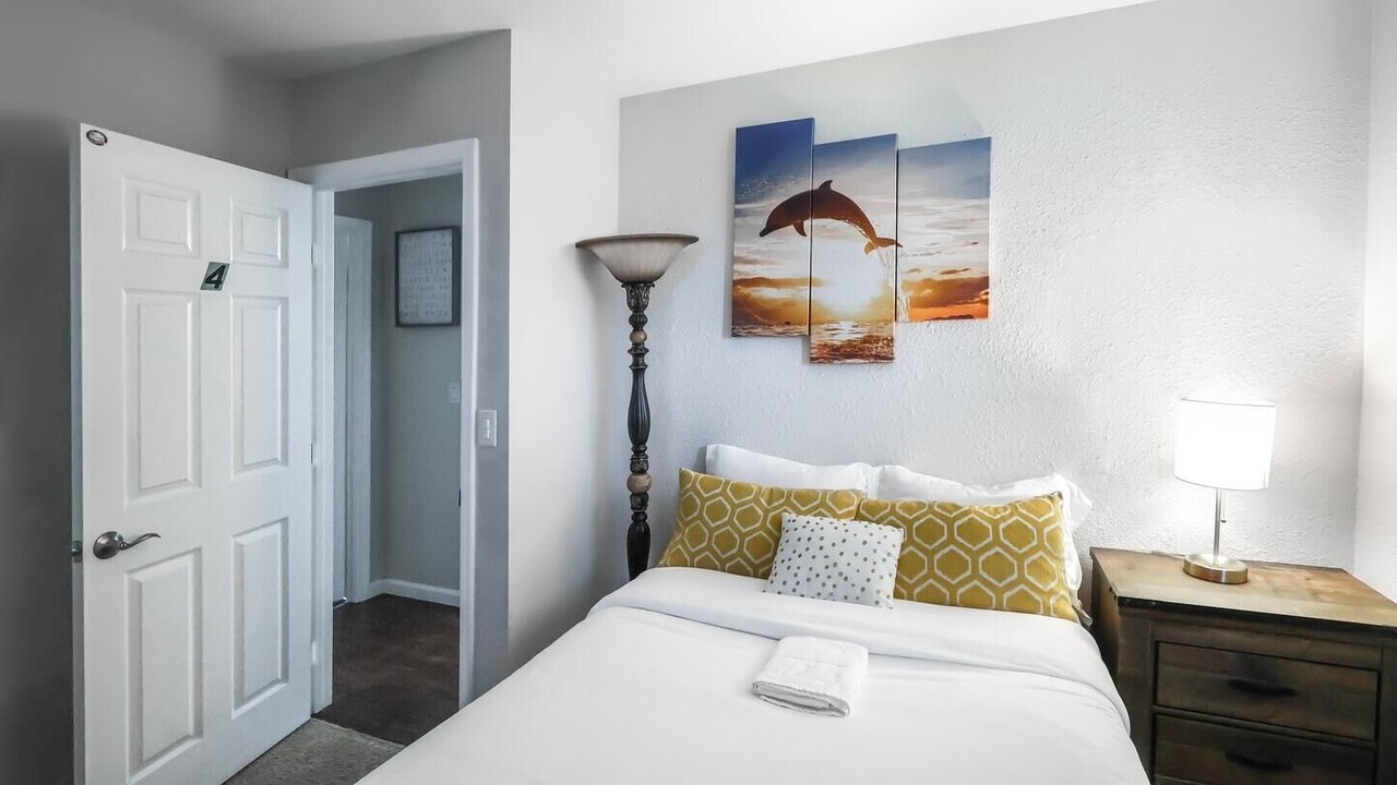 Photo of Bedroom in Lincoln Acres