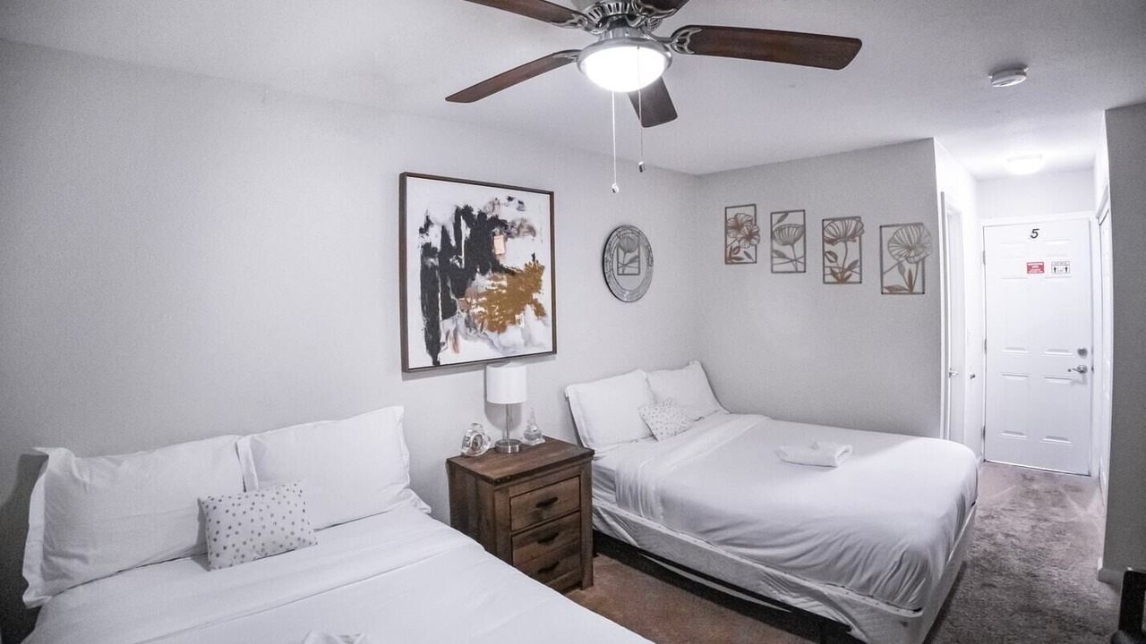Photo of Bedroom in Lincoln Acres