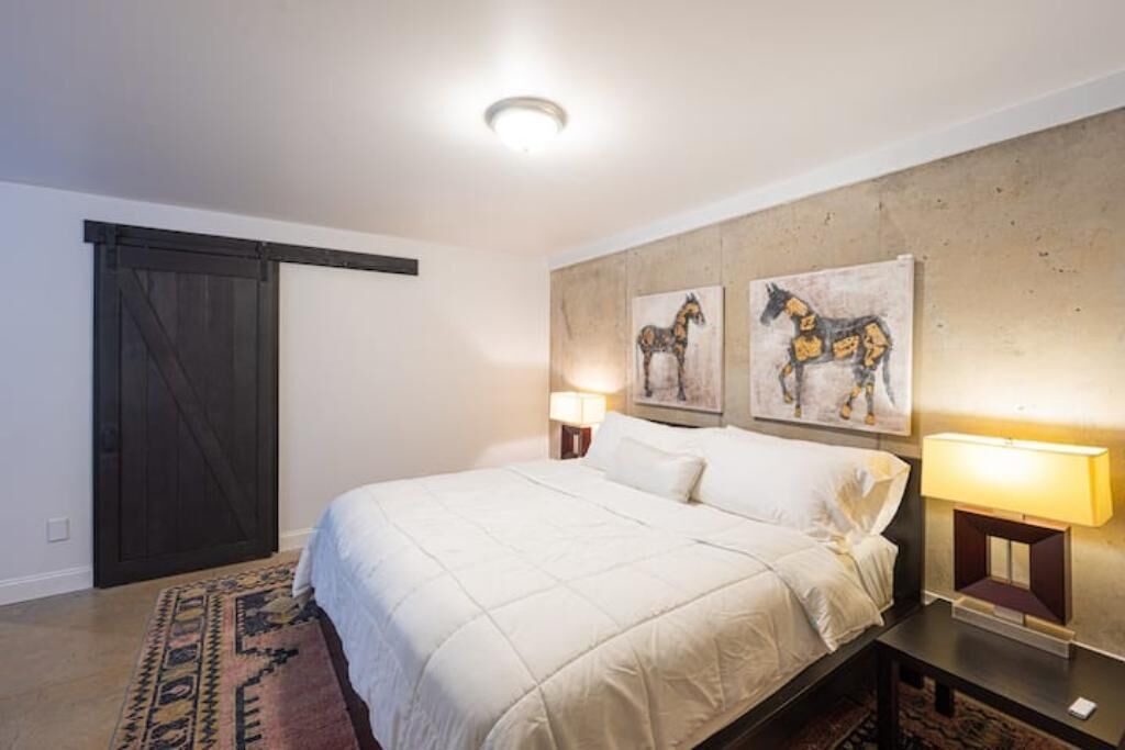 Photo of Bedroom in Biddleville
