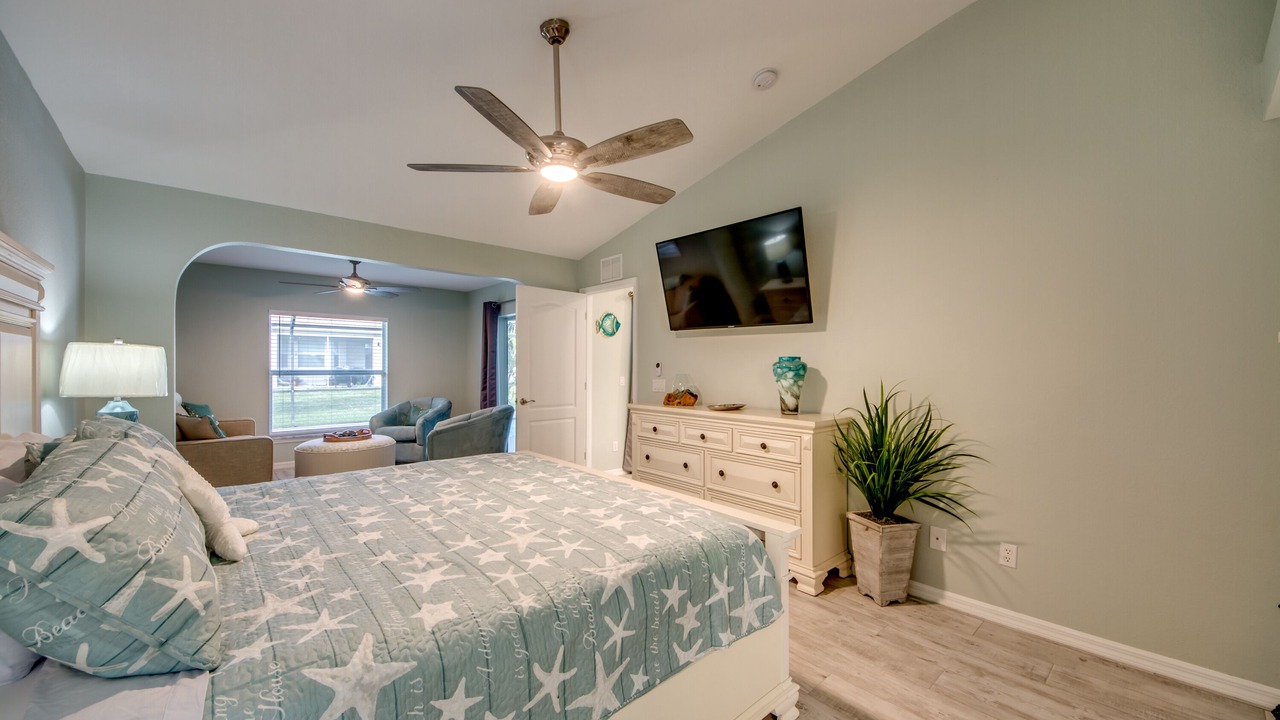 Photo of Bedroom in Pelican