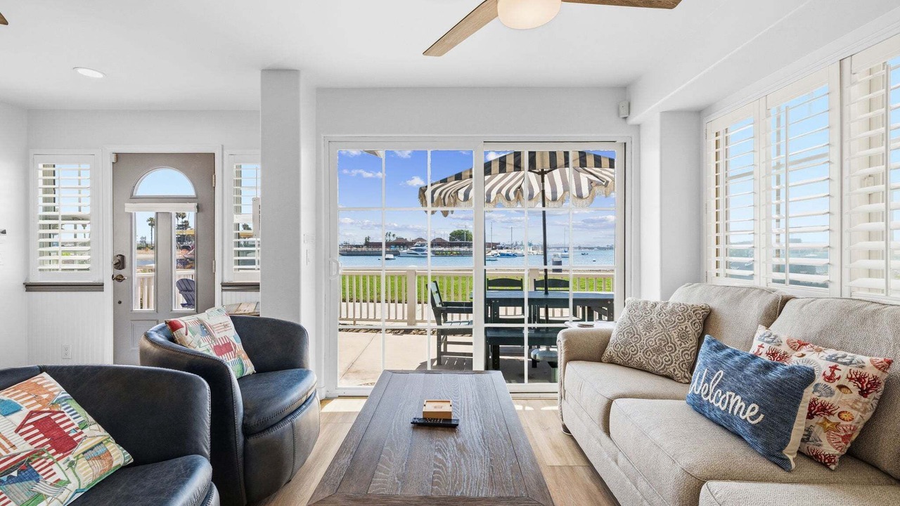 Photo of Livingroom in Mission Beach