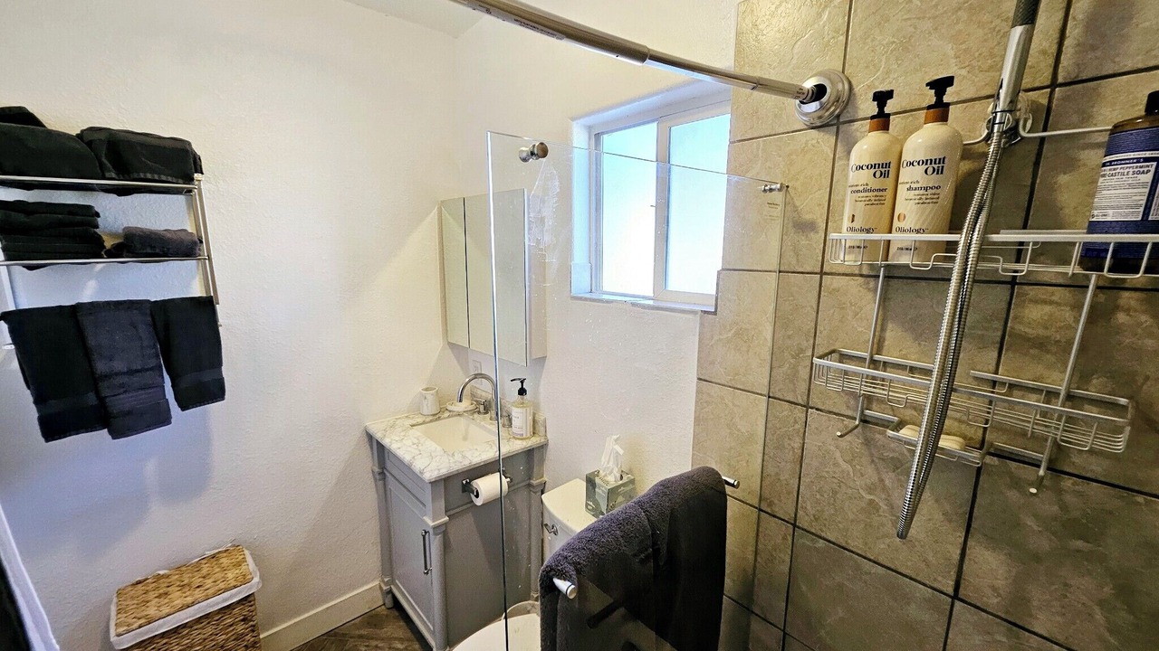 Photo of Bathroom in Santa Clarita