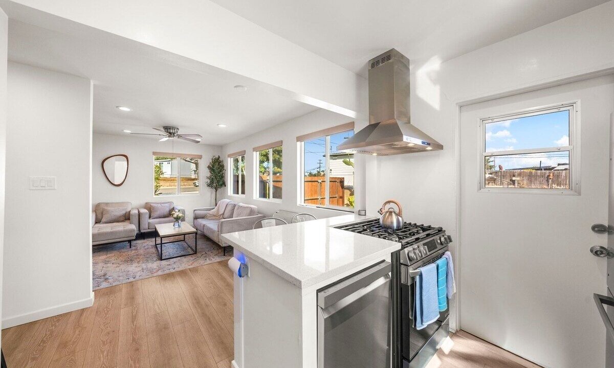 Photo of Kitchen in Linda Vista