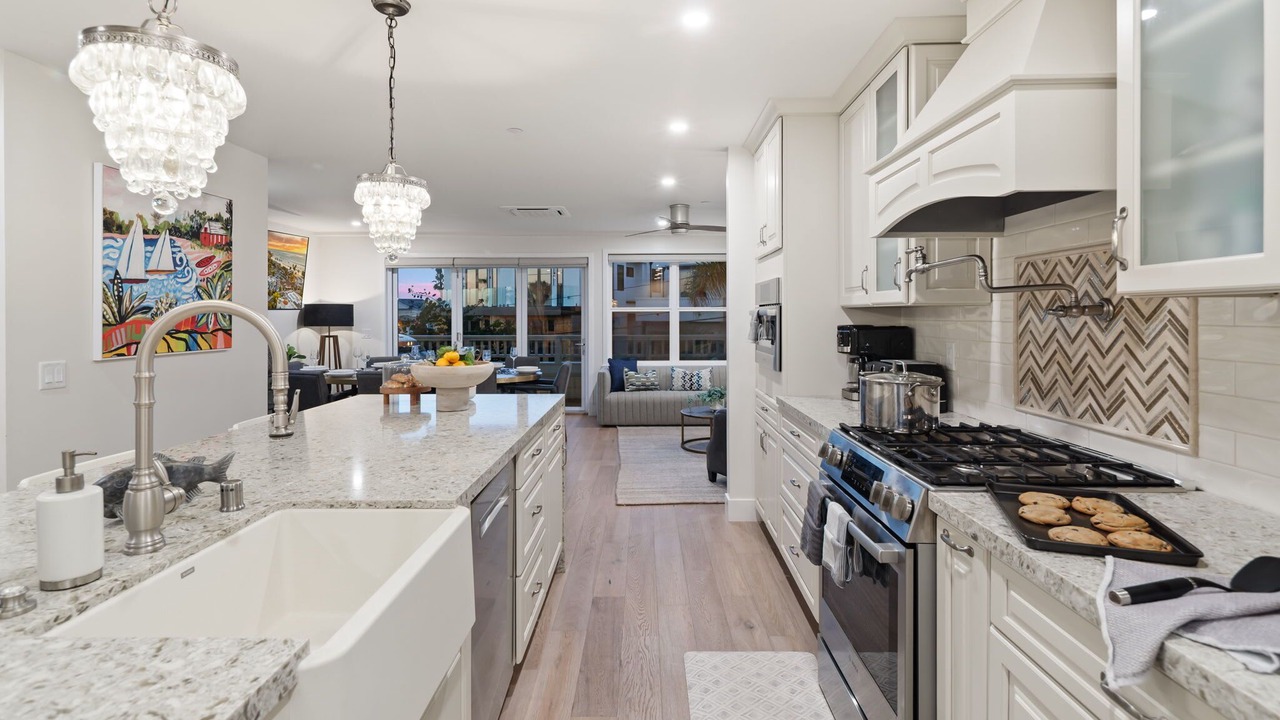 Photo of Kitchen in Beach Barber Tract