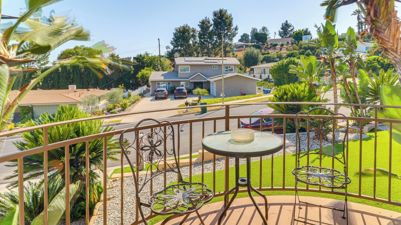 Photo of Patio Balcony in Agua Dulce