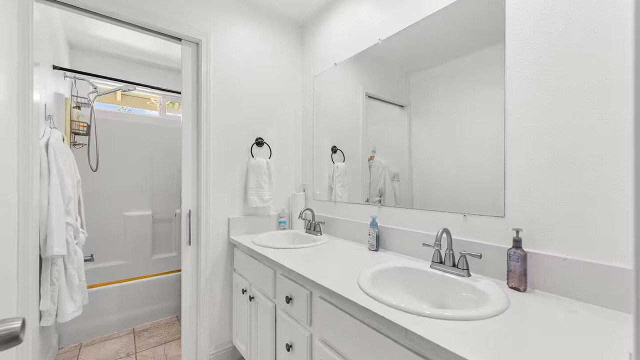 Photo of Bathroom in El Dorado