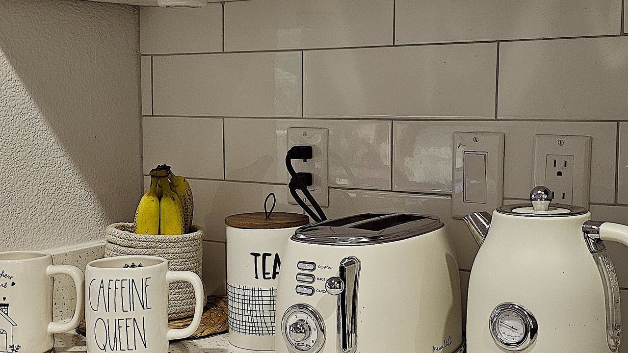 Photo of Kitchen in Woodland Hills