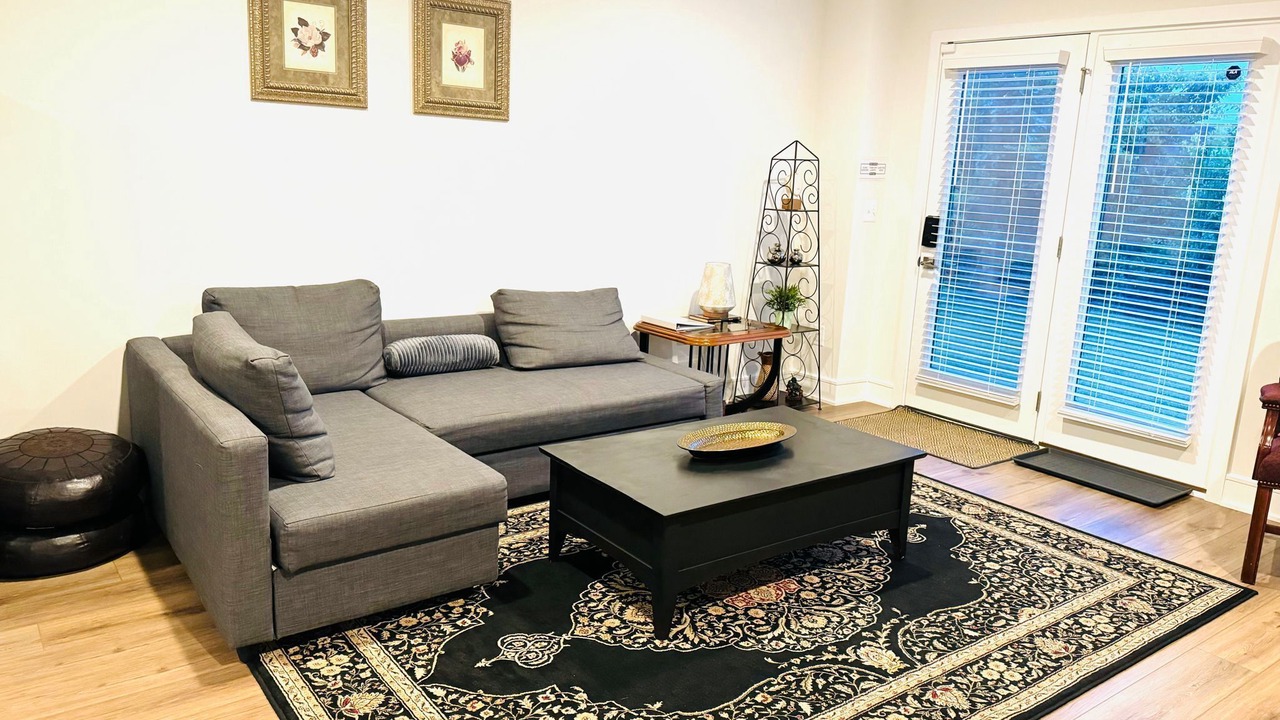Photo of Livingroom in Aldie