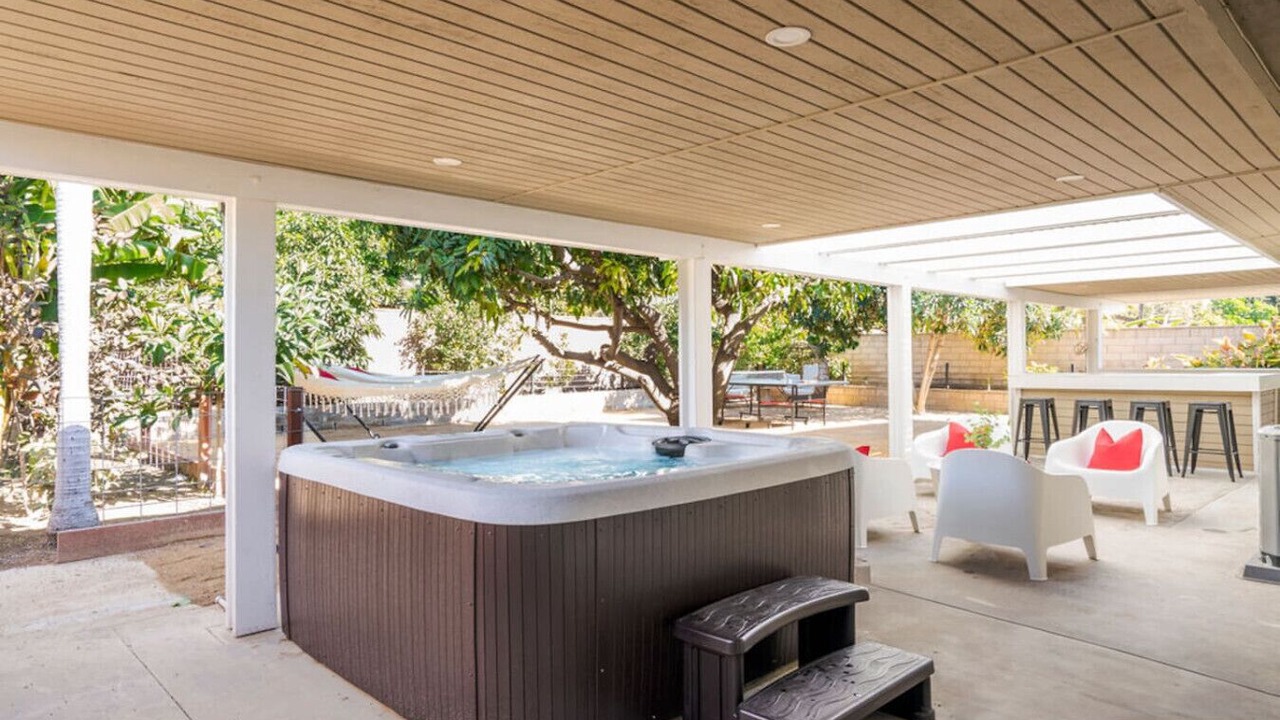 Photo of Patio Balcony in Sherwood Forest and Thistle Development