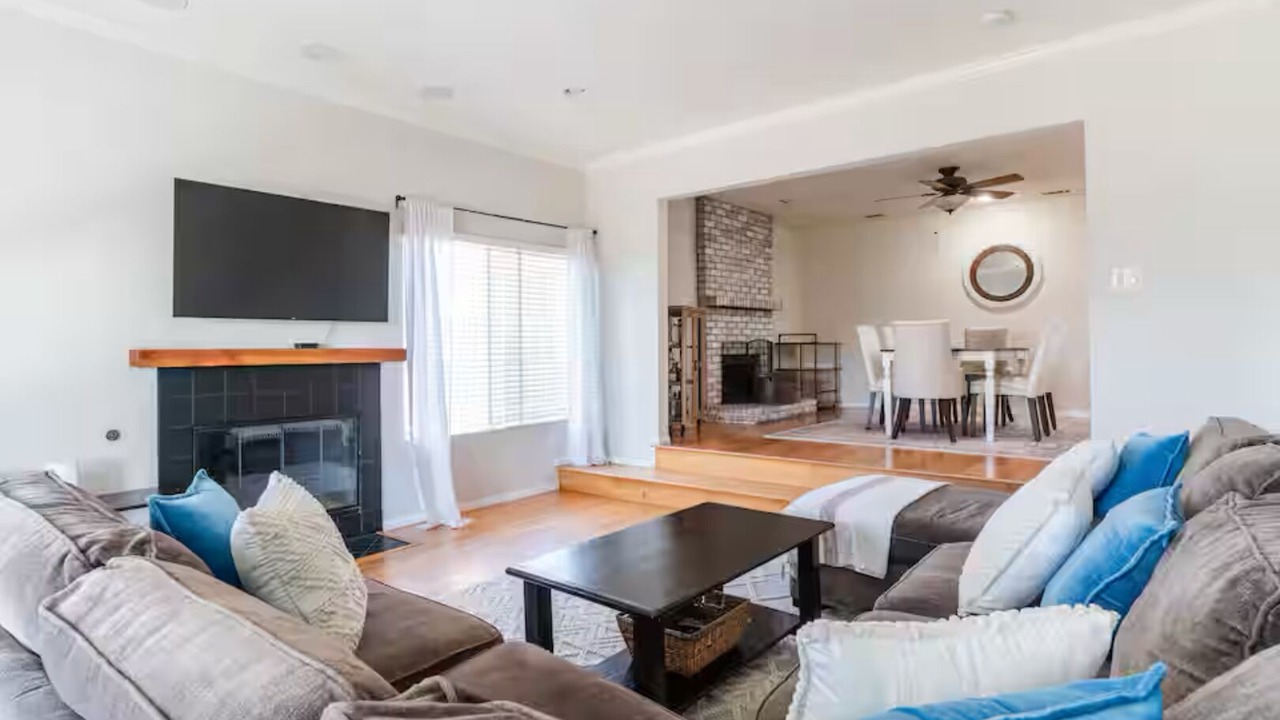 Photo of Livingroom in San Carlos