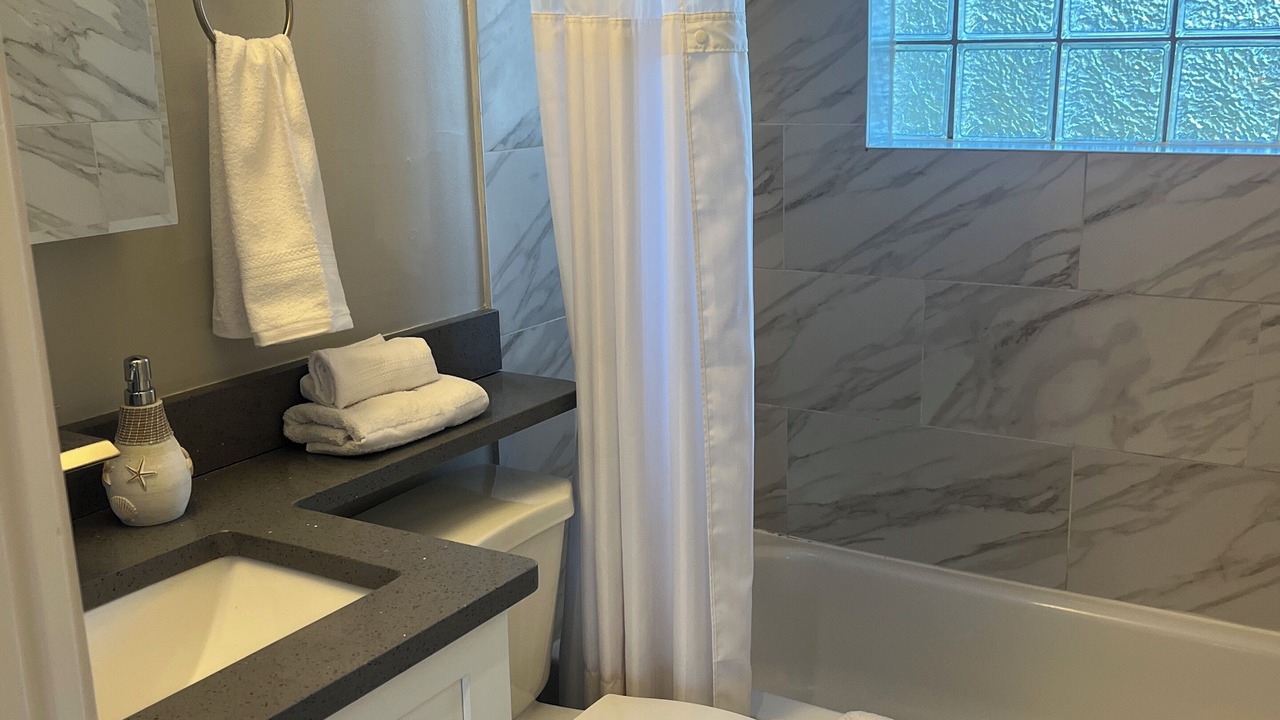 Photo of Bathroom in Optimist Park