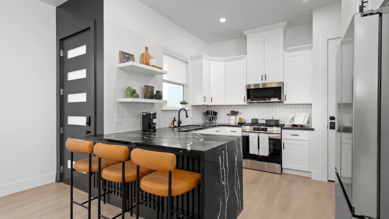 Photo of Kitchen in Garden Oaks