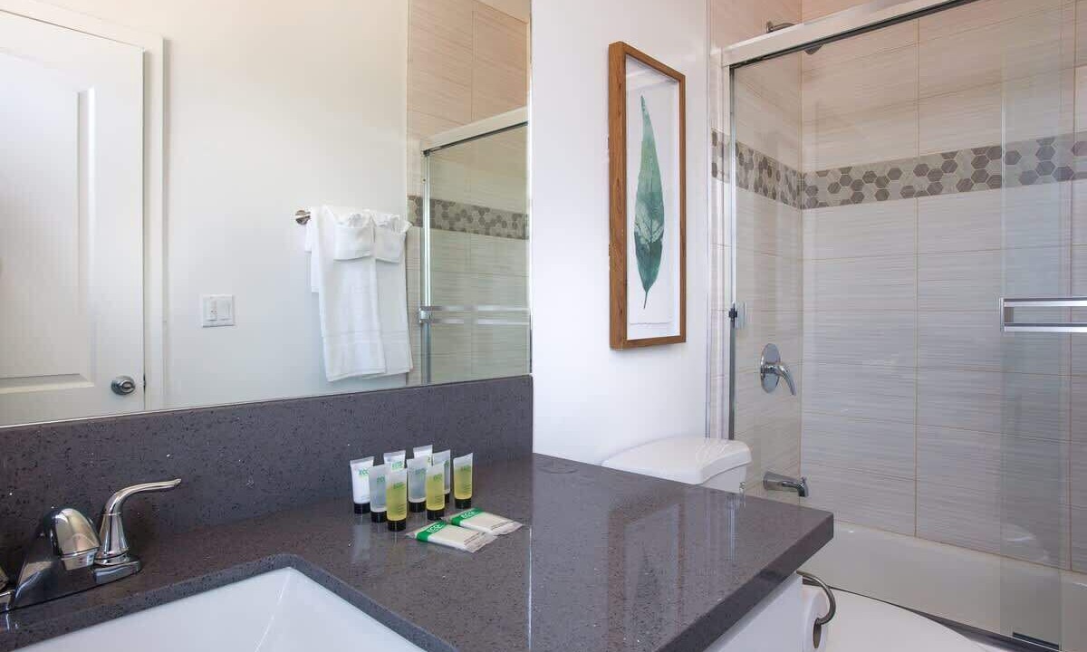 Photo of Bathroom in Mid City