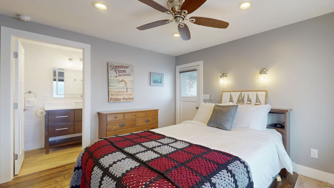 Photo of Bedroom in Camano Island