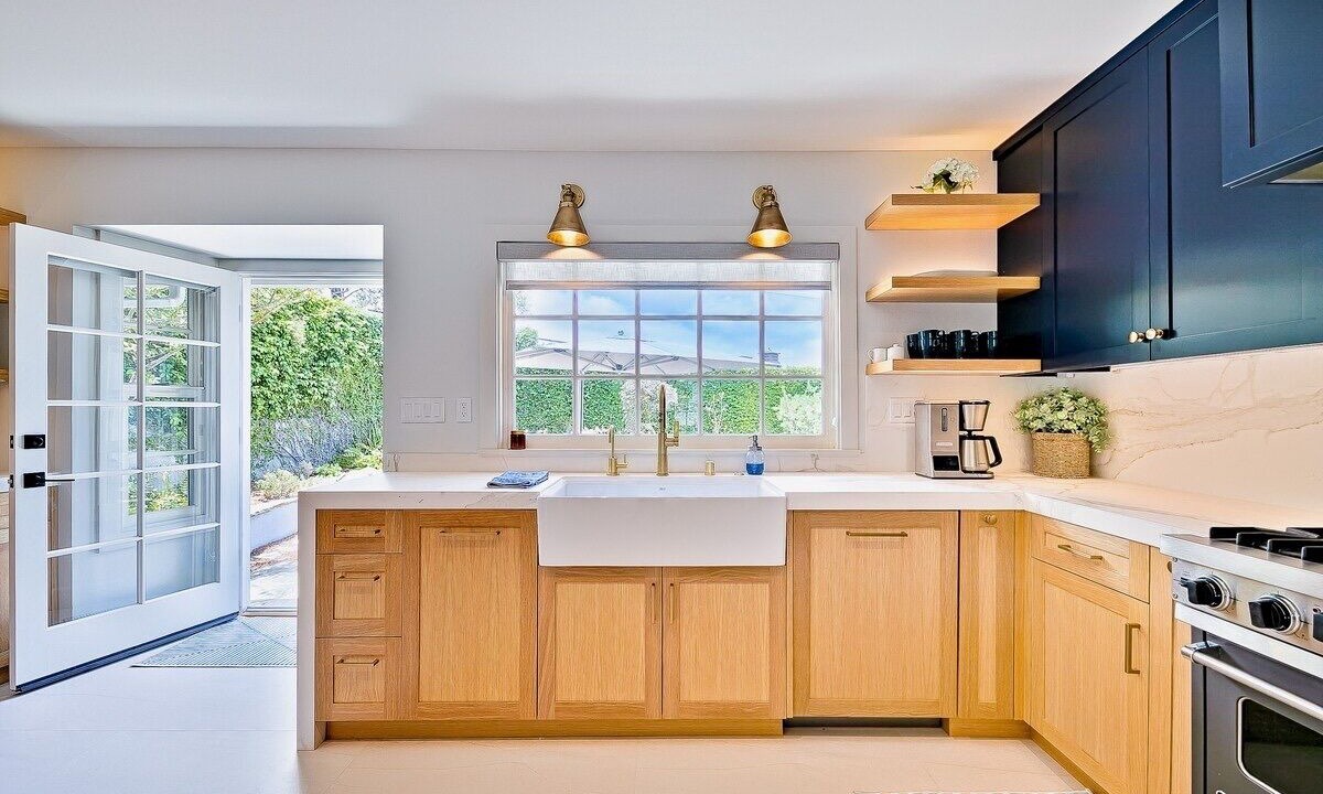 Photo of Kitchen in La Jolla Shores