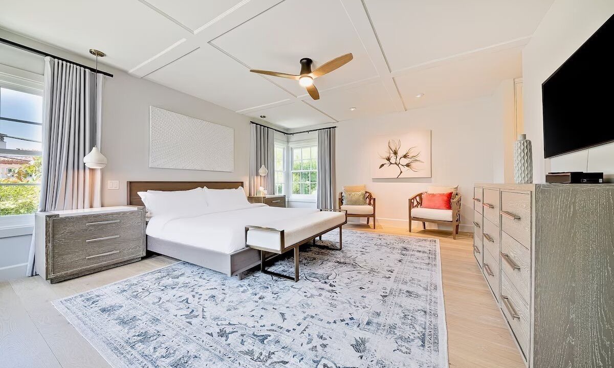 Photo of Bedroom in La Jolla Shores