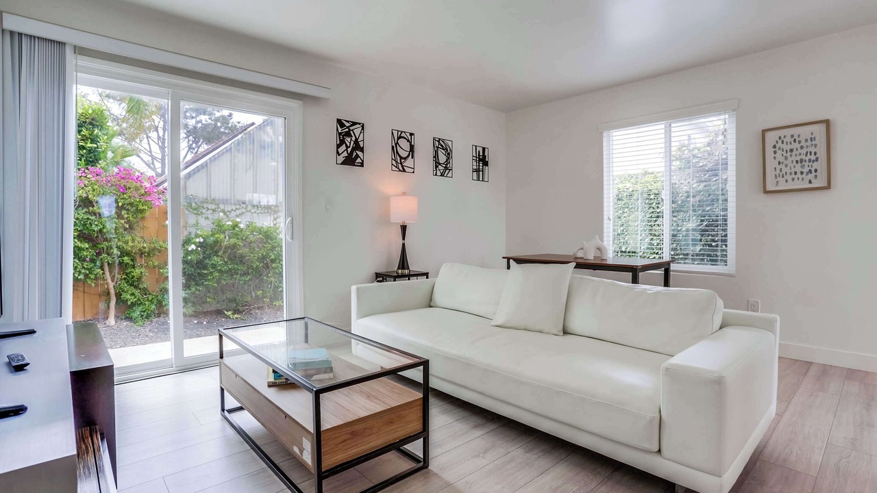 Photo of Bedroom in Village of La Jolla