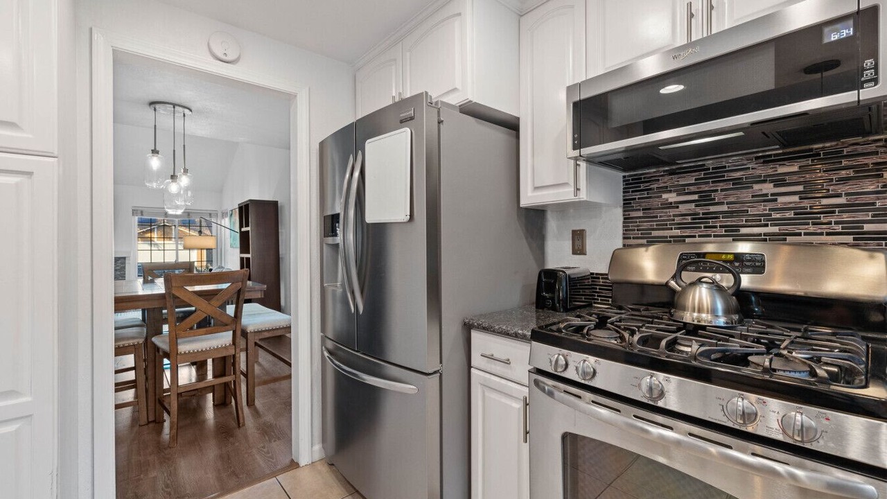 Photo of Kitchen in Bay Terraces