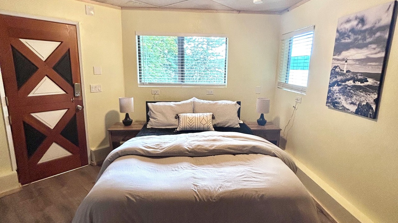 Photo of Bedroom in Hoodsport