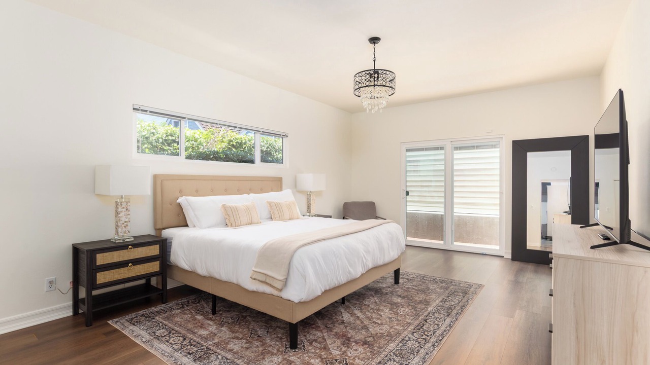 Photo of Bedroom in Village of La Jolla