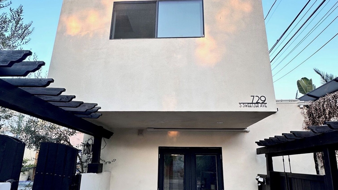 Photo of Outdoor in Beverly Grove