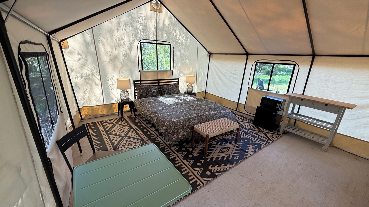 Photo of Bedroom in Champion