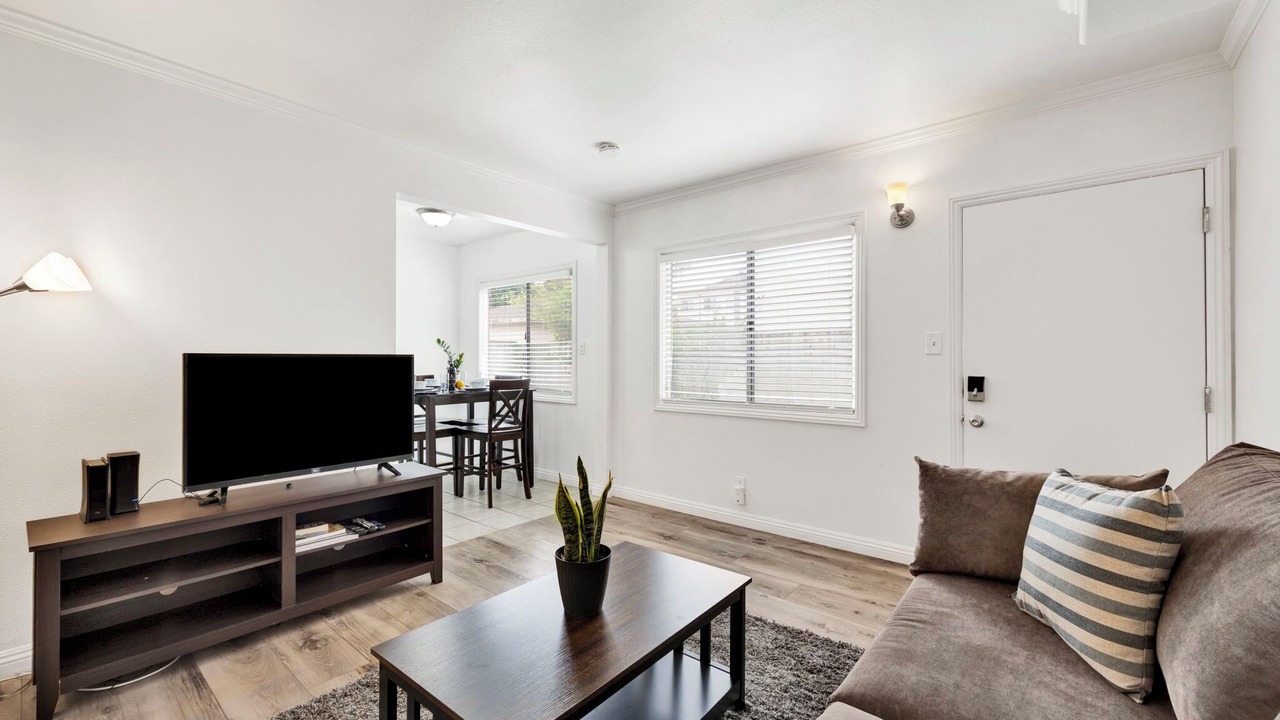 Photo of Livingroom in Pico