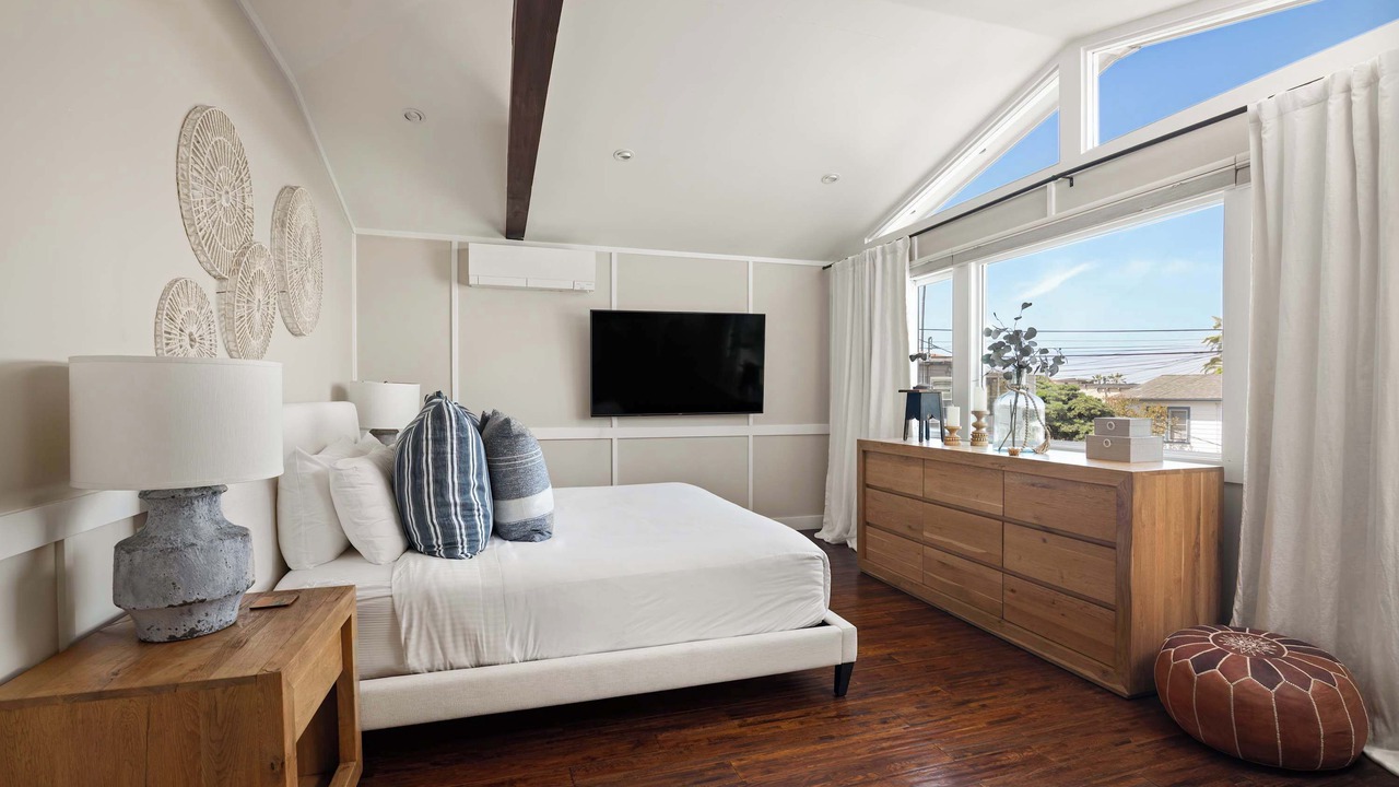 Photo of Bedroom in Beach Barber Tract