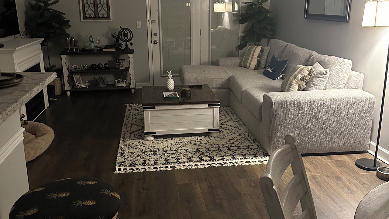 Photo of Livingroom in University Place